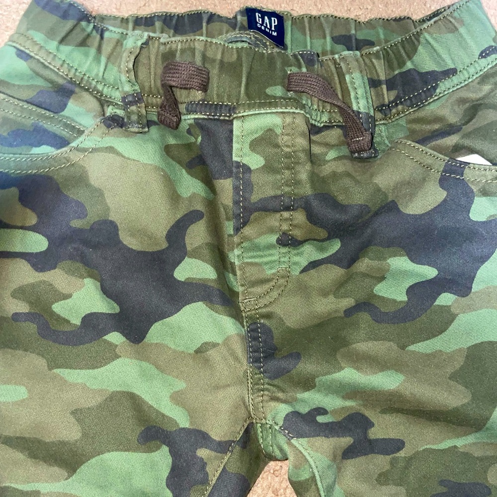 *NEED GONE SEND OFFERS* GAP Army Fatigue Pants Size XL READ DESCRIPTION